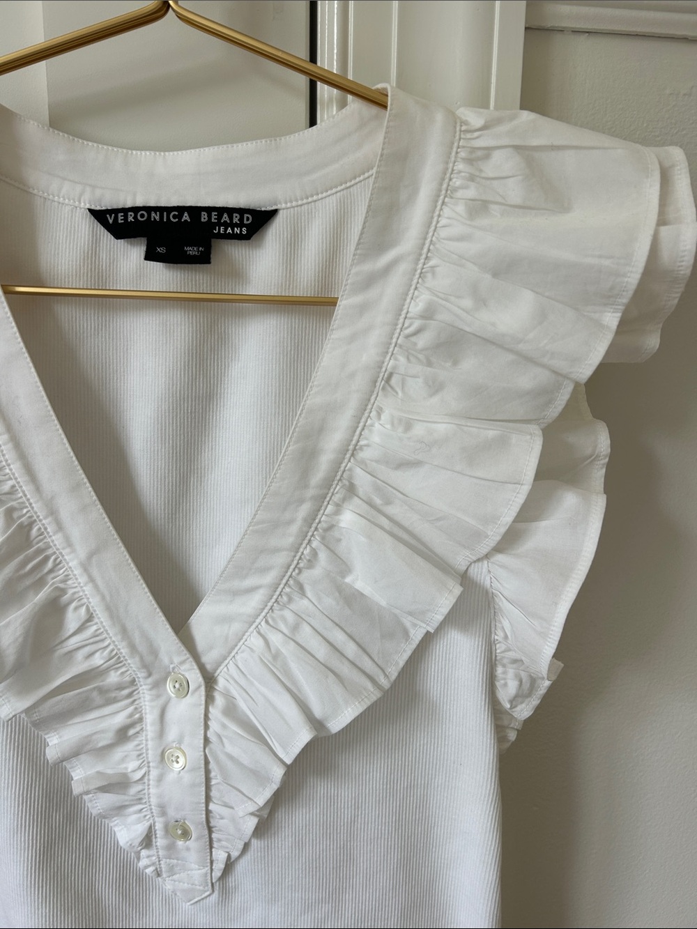 Veronica Beard White Ruffle V-Neck Sleeveless Camisole - Picture 2 of 3
